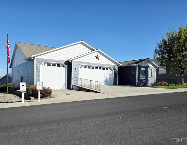 3017 Cypress St, Lewiston, ID 83501 - ranch-style house featuring a garage and driveway