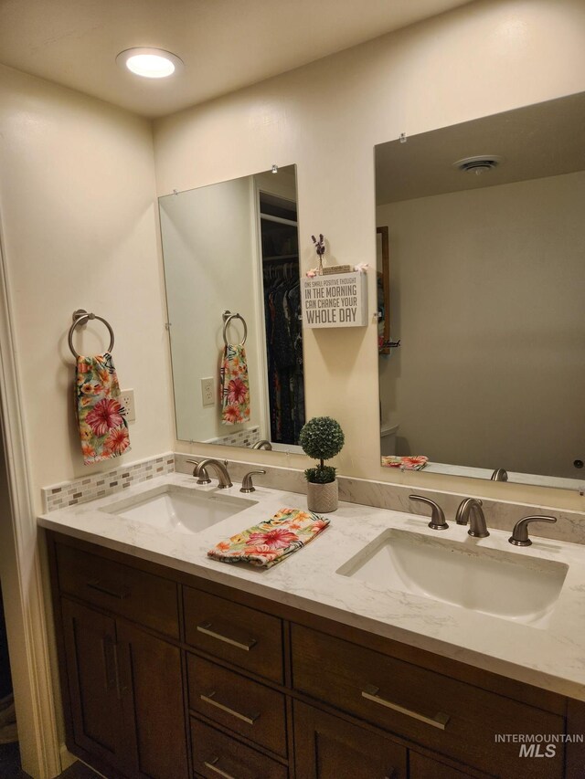 232 Camas Rd, Grangeville, ID 83530 - full bath featuring double vanity and toilet
