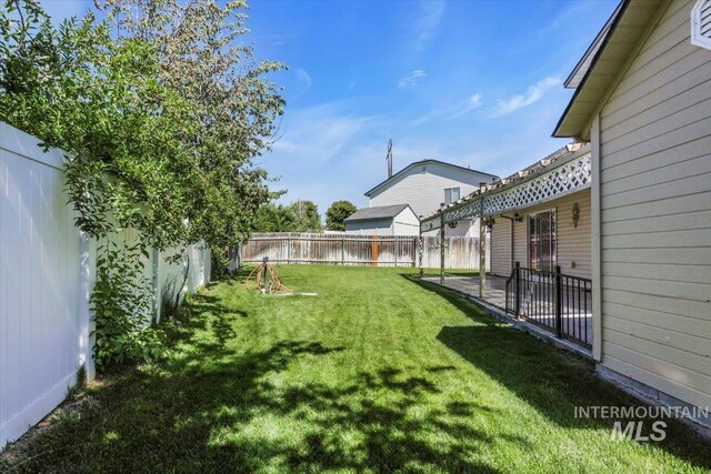 555 W Mulberry Loop, Nampa, ID 83686 - view of fenced backyard