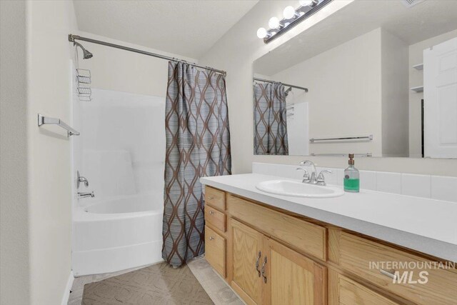 555 W Mulberry Loop, Nampa, ID 83686 - full bathroom with shower / tub combo and vanity
