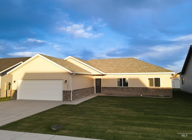 single story home featuring a front lawn and a garage