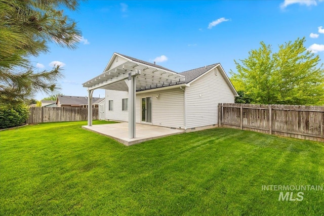 1400 W Florida Ave, Nampa, ID 83686 - rear view of property with a pergola and a patio area