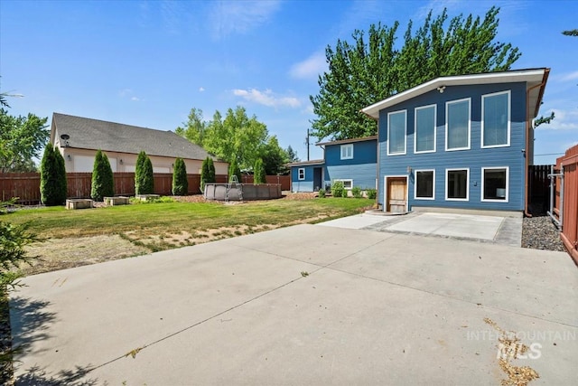 632 N Edgewood Ln, Eagle, ID 83616 - view of front facade with a patio