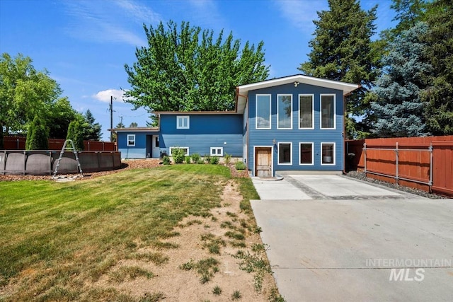 632 N Edgewood Ln, Eagle, ID 83616 - rear view of property with driveway