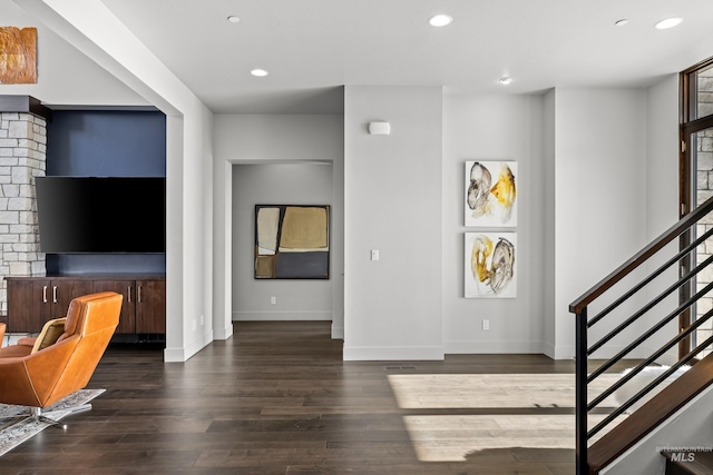 510 W Paso Fino Dr, Boise, ID 83702 - entrance foyer with dark hardwood / wood-style floors