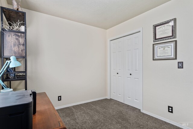5609 Landsdown Ave, Caldwell, ID 83607 - home office with carpet flooring and baseboards
