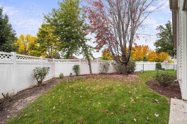380 S Golden Eagle Ln, Eagle, ID 83616 - view of fenced backyard