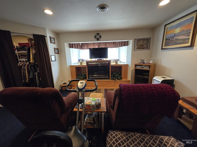 1230 Ellis Ave, Orofino, ID 83544 - carpeted living area with recessed lighting