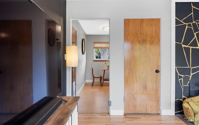 2906 W Kathryn St, Boise, ID 83705 - foyer with light wood-type flooring and baseboards