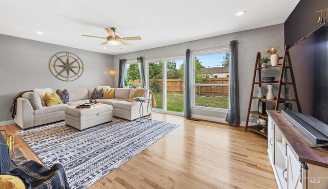 2906 W Kathryn St, Boise, ID 83705 - living room featuring ceiling fan, light wood-style flooring, recessed lighting, and baseboards