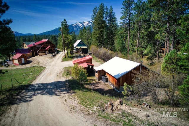 bird's eye view featuring a mountain view