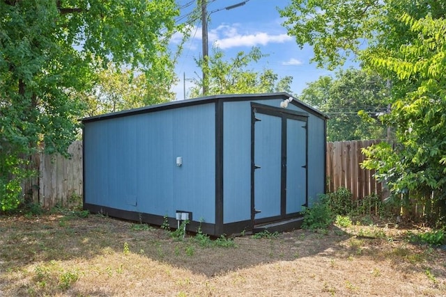 view of outbuilding