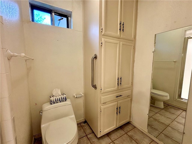 bathroom featuring toilet