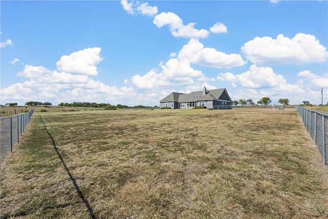 view of yard featuring a rural view