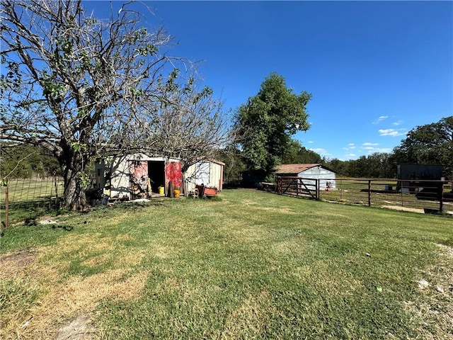 view of yard with a shed