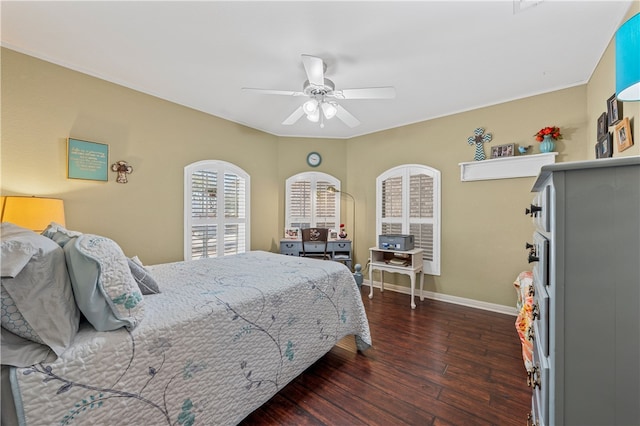 bedroom featuring dark wood-style floors, baseboards, and ceiling fan