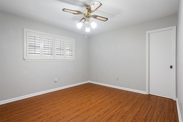 unfurnished room featuring wood-type flooring and ceiling fan