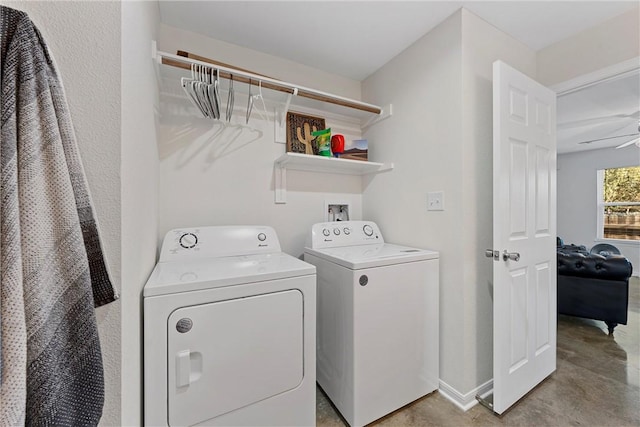 laundry area with ceiling fan and separate washer and dryer