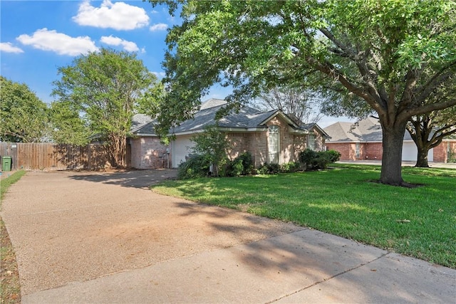 view of front facade with a front yard