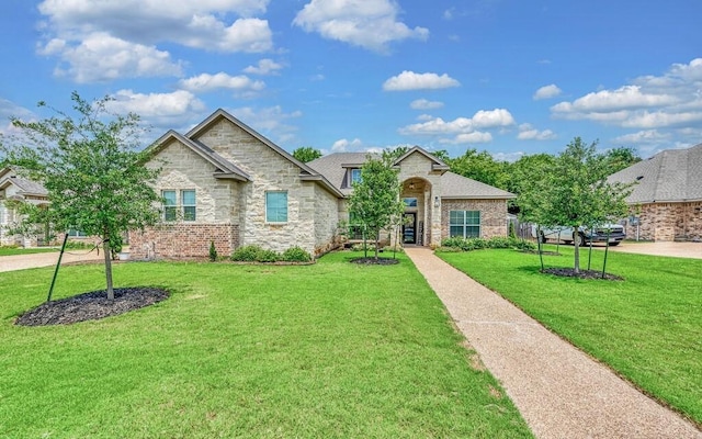 view of front of house with a front yard