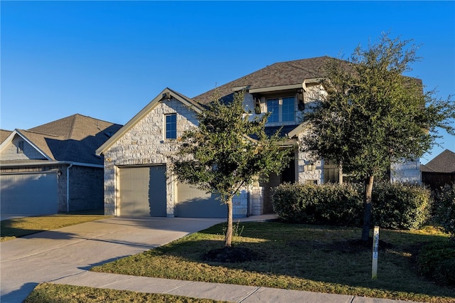 view of front of property with a front lawn