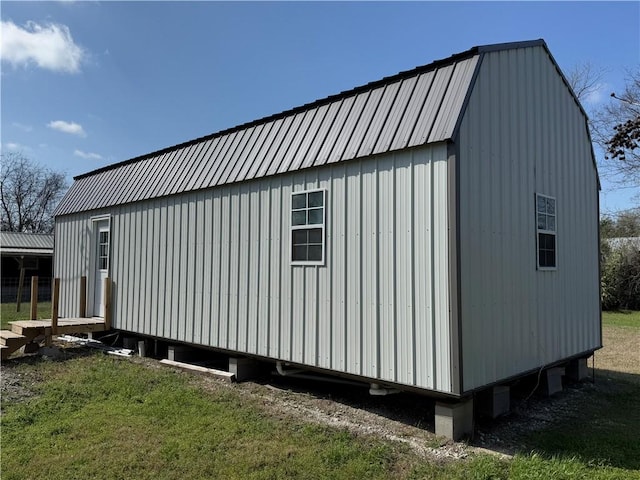 exterior space with a lawn