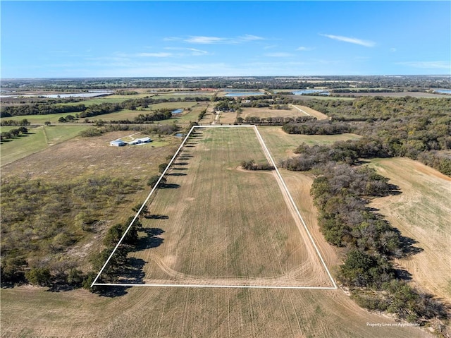 Listing photo 3 for 1707 W Lake Creek Rd, Riesel TX 76682