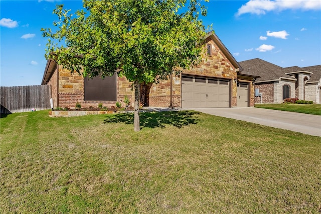 view of front of home with a front lawn