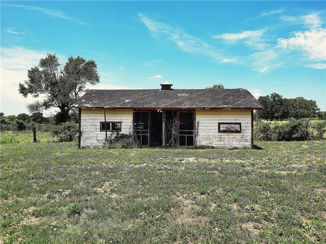 view of back of property