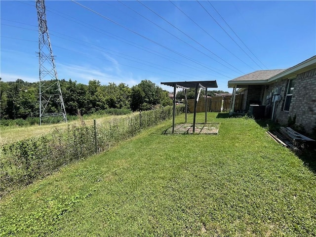 view of yard featuring central AC