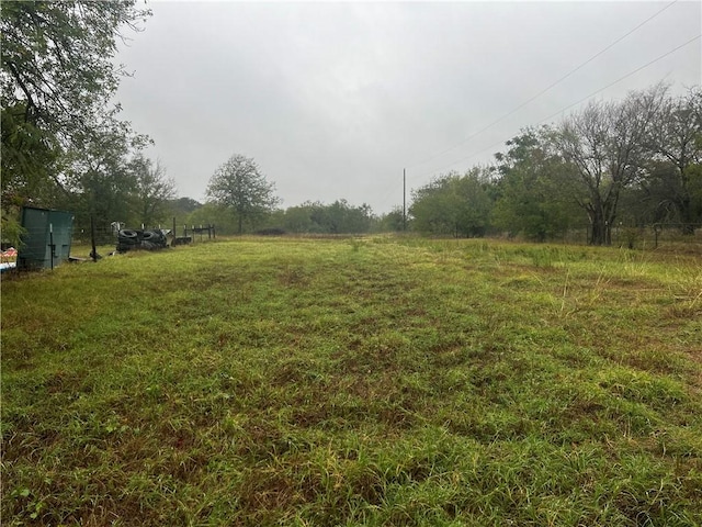 Listing photo 2 for TBD Clover Leaf Rd, Waco TX 76705