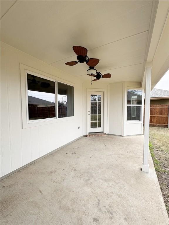 view of patio / terrace with ceiling fan