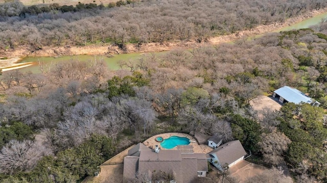 bird's eye view with a view of trees