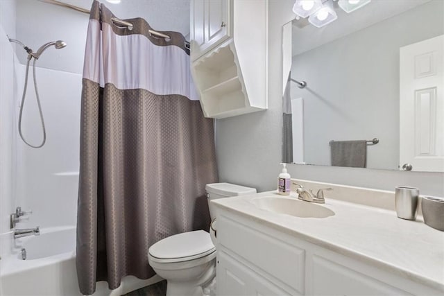 full bathroom featuring vanity, toilet, and shower / bath combo