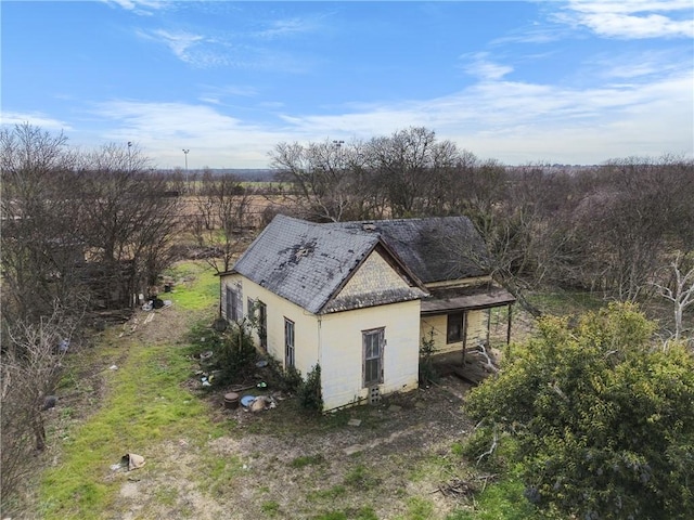 view of property exterior