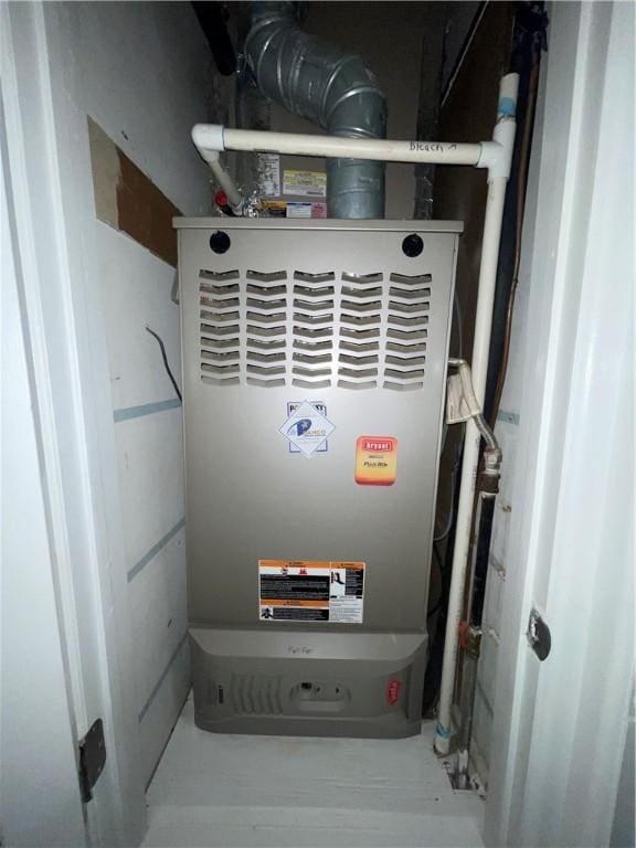 utilities with heating unit