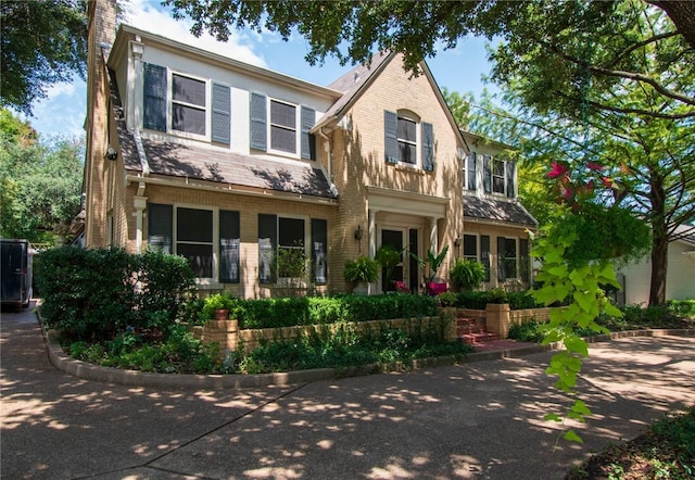 view of front of house