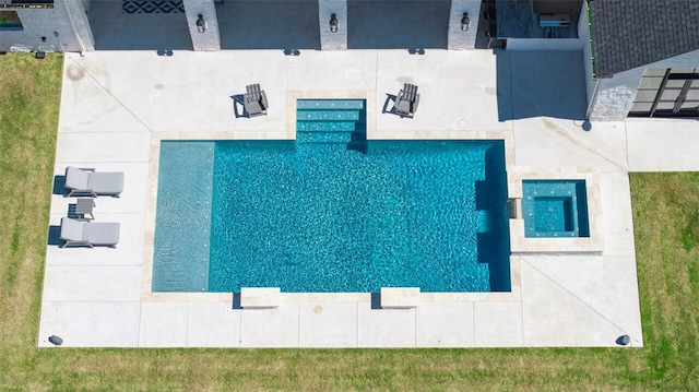 view of swimming pool