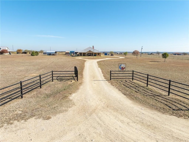 Listing photo 2 for 1986 Rattler Hill Rd, Mcgregor TX 76657