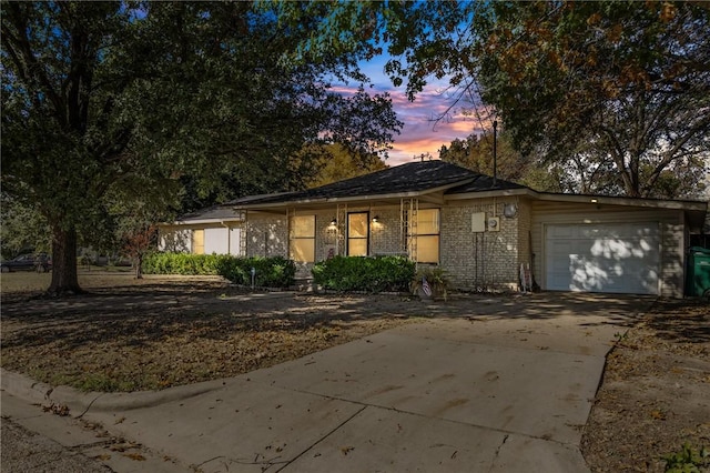 view of front of house featuring a garage