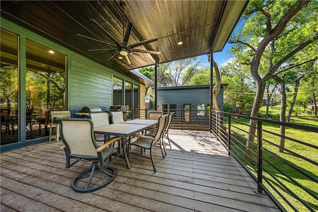 deck with ceiling fan