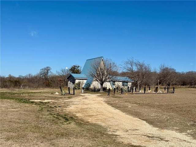 view of property's community featuring a rural view