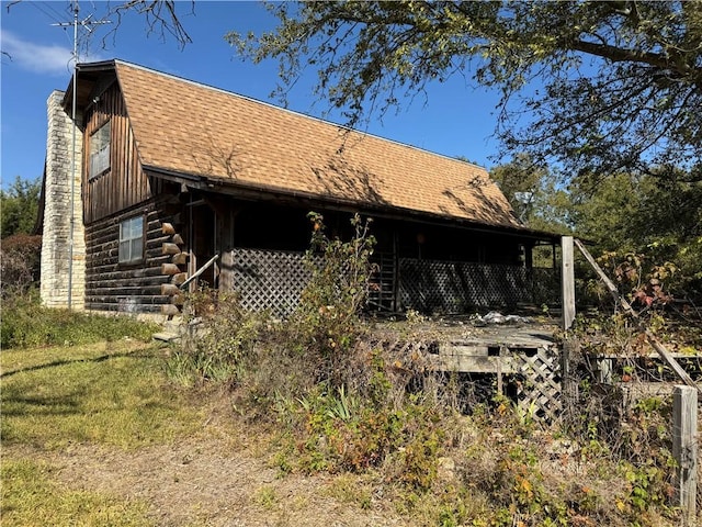 view of side of home