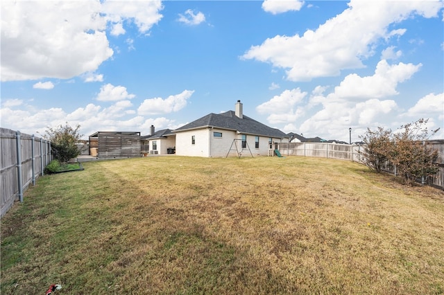 view of yard featuring a playground