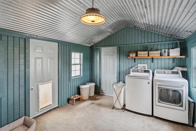 laundry room with independent washer and dryer