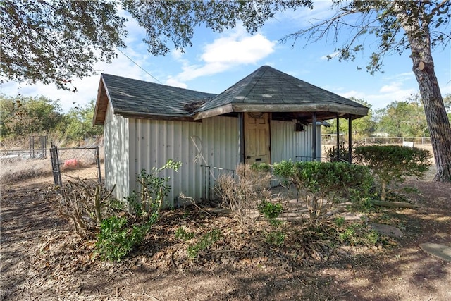 view of outbuilding