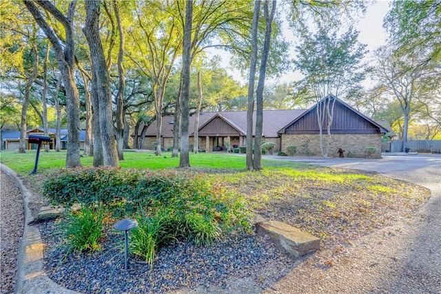 view of ranch-style house