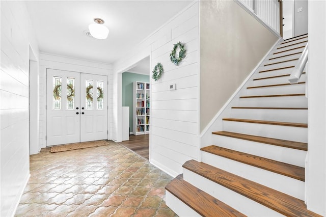 view of entrance foyer