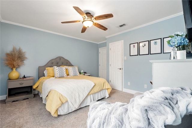 bedroom with visible vents, ornamental molding, carpet floors, baseboards, and ceiling fan