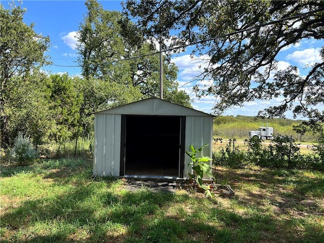 view of outbuilding